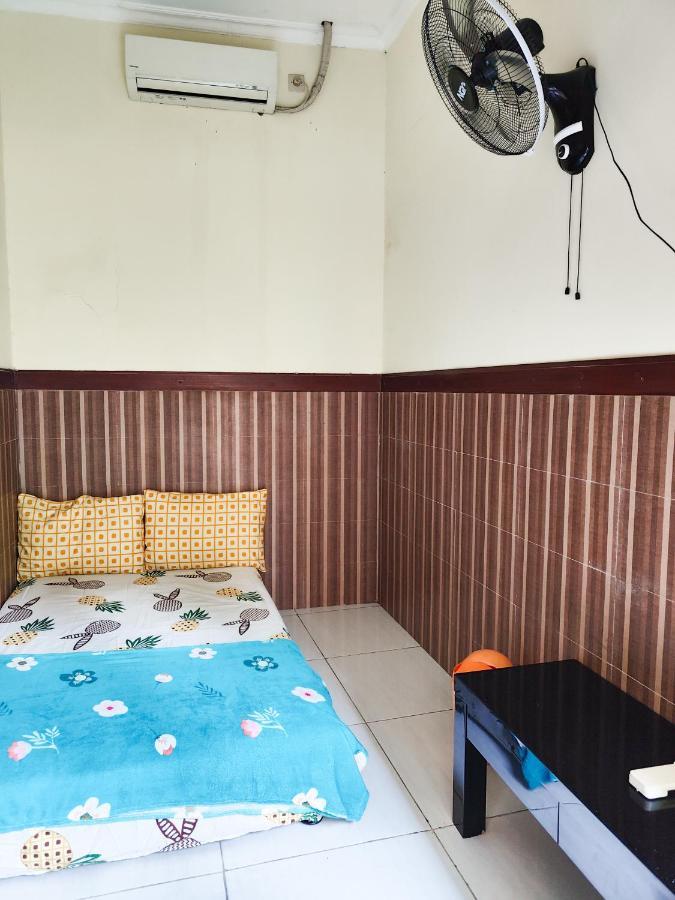 Homey Guesthouse Near Sby Zoo Syariah Surabaya Eksteriør billede