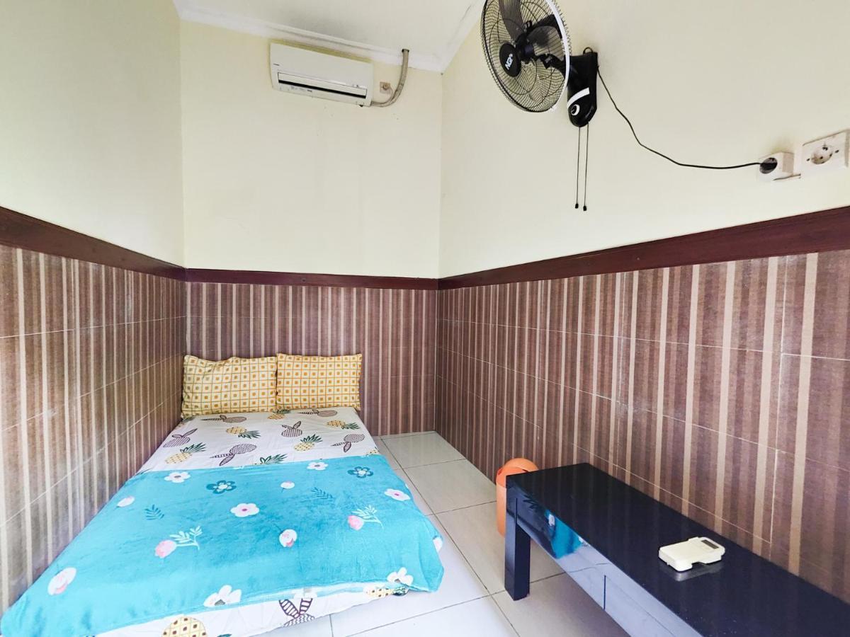 Homey Guesthouse Near Sby Zoo Syariah Surabaya Eksteriør billede