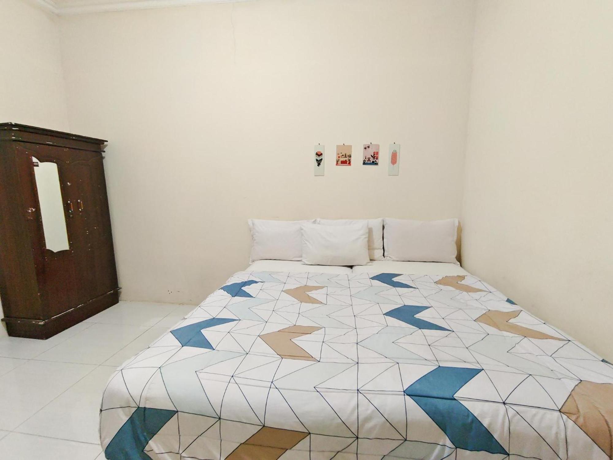 Homey Guesthouse Near Sby Zoo Syariah Surabaya Eksteriør billede